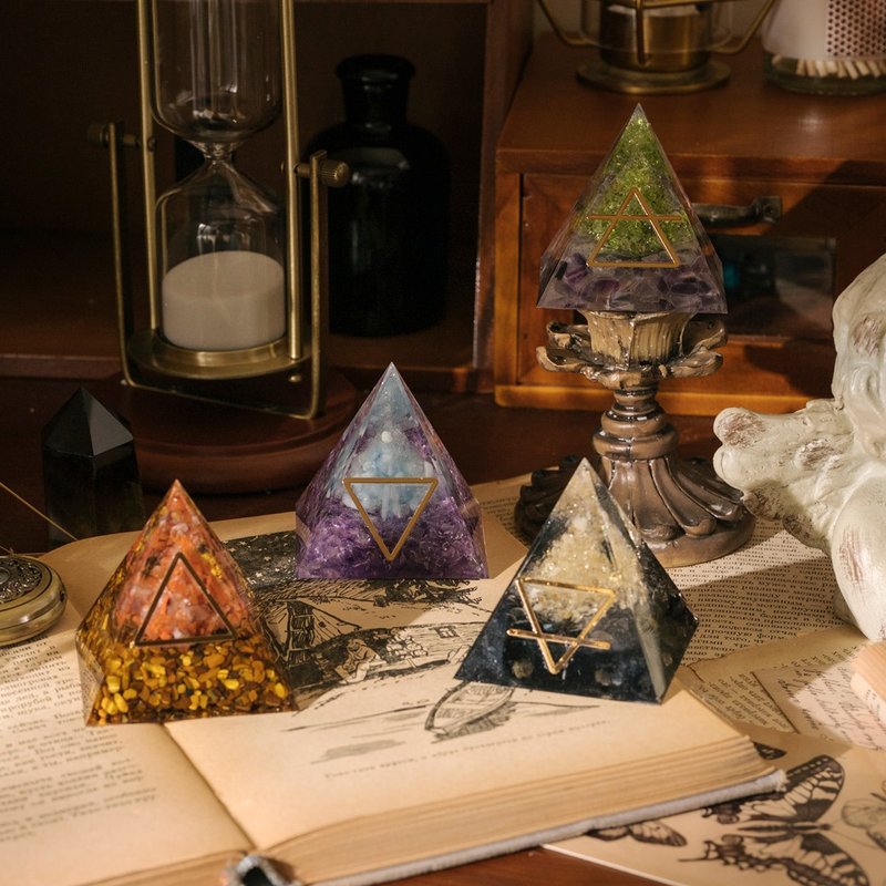 [Energy Pyramid] Classical magic four-element pyramid (four options) - Items for Display - Crystal Multicolor