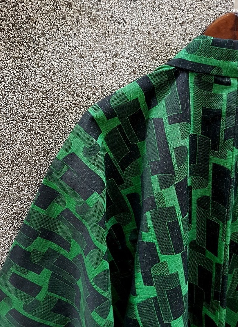 タートルのGe Geが - 日本の視点ジオメトリ手アウター羽織着物を縫い付け - ジャケット - シルク・絹 