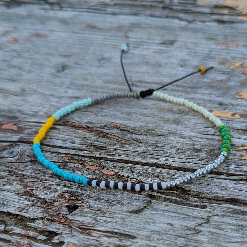 Color block thin seed bead bracelet,  handmade beaded bracelets for men - 手鍊/手環 - 玻璃 多色