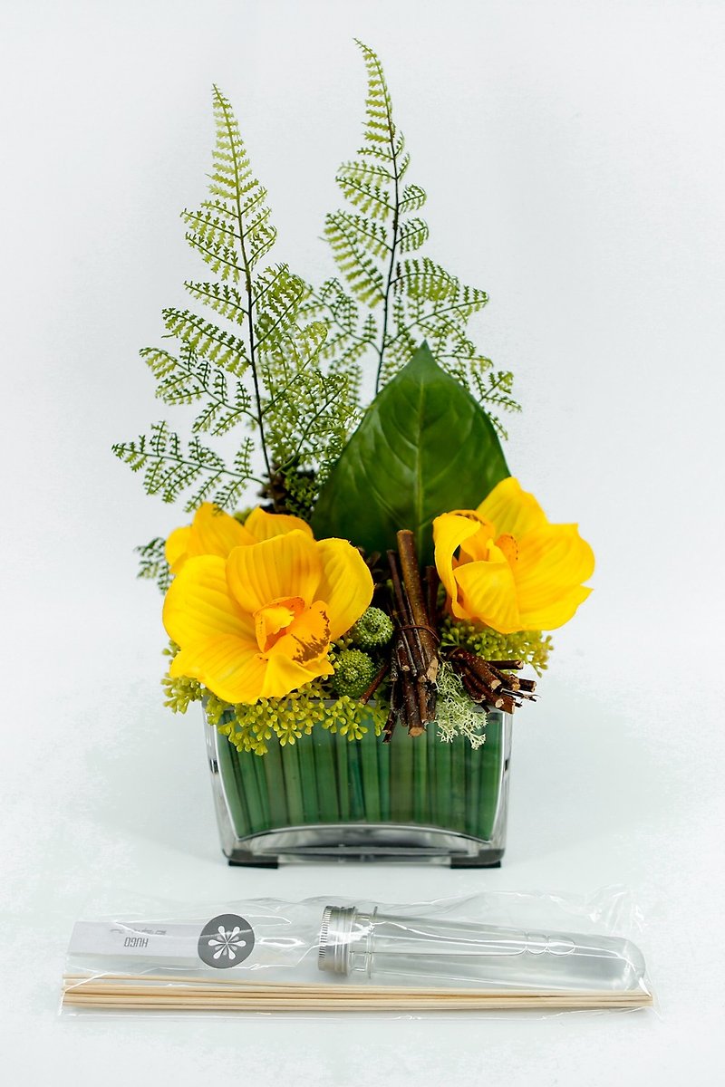 Artificial floral ornaments - yellow Donglan small branches pine nuts bamboo leaves glass basin fragrance floral ornaments - Plants - Other Materials Yellow