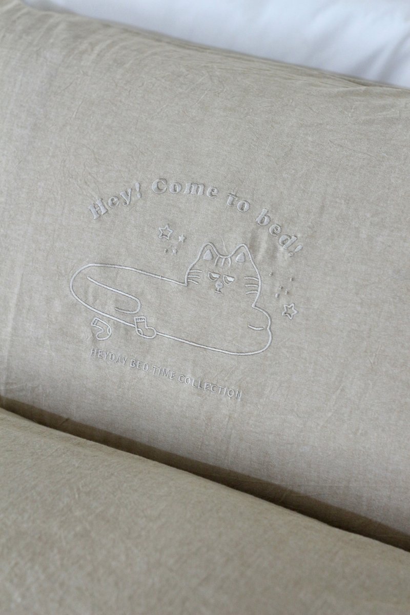 HEYDAY Sleeping Series 100% Washed Cotton Cat Cat Embroidery Pillowcase Set Heavy Milk Latte Color (2pcs) - เครื่องนอน - ผ้าฝ้าย/ผ้าลินิน 