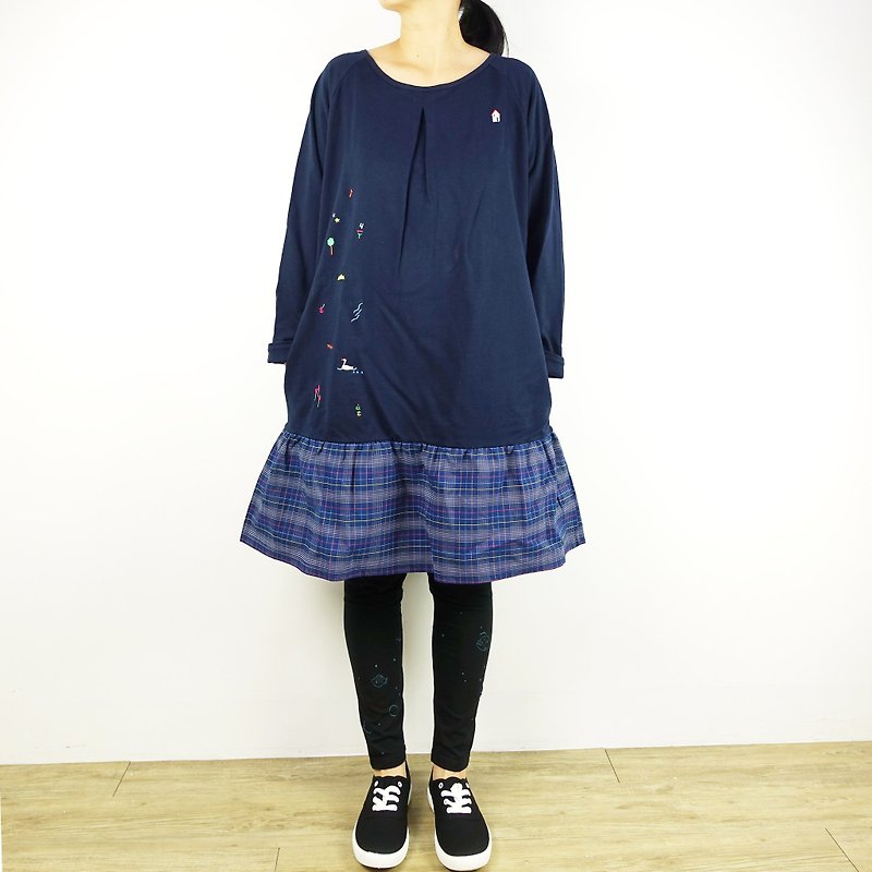 : Urb [river] in front long sleeve / pocket stitching skirt dress / dark blue. - One Piece Dresses - Cotton & Hemp Blue