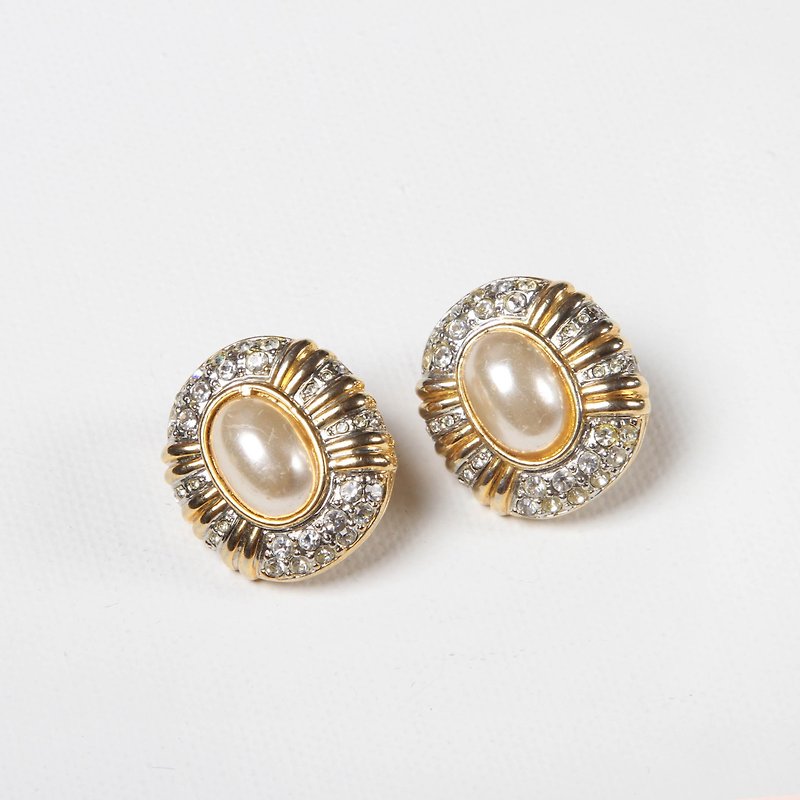 [Egg Plant Vintage] Rhinestone Pearl Vintage Clip Antique Earrings - ต่างหู - ทองแดงทองเหลือง 