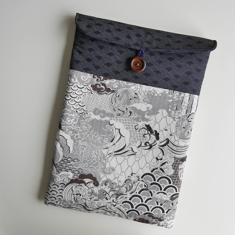 Ukiyoe 13-inch laptop inner bag - Tablet & Laptop Cases - Cotton & Hemp Blue