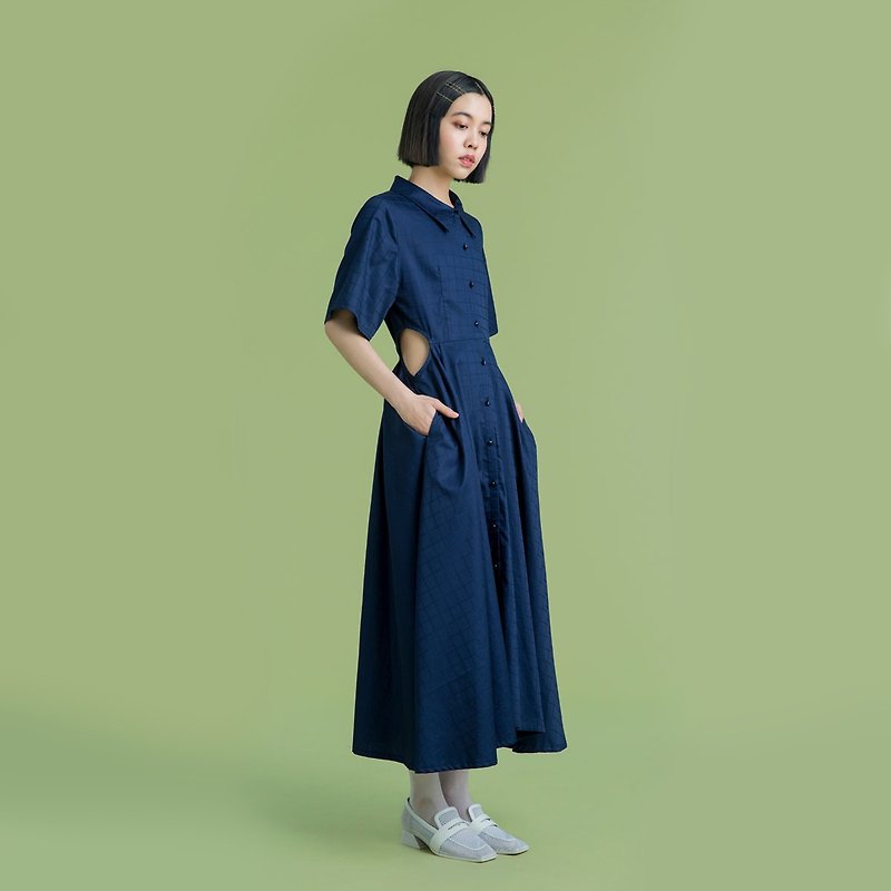 タンタン/青の格子縞の穴のドレス - ワンピース - コットン・麻 ブルー