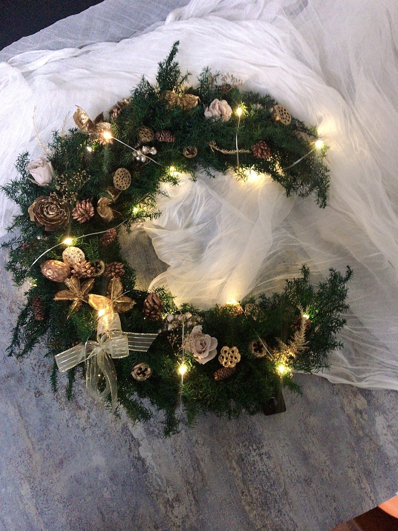 月亮型聖誕花圈/聖誕節/花圈 - 乾燥花/永生花 - 植物．花 