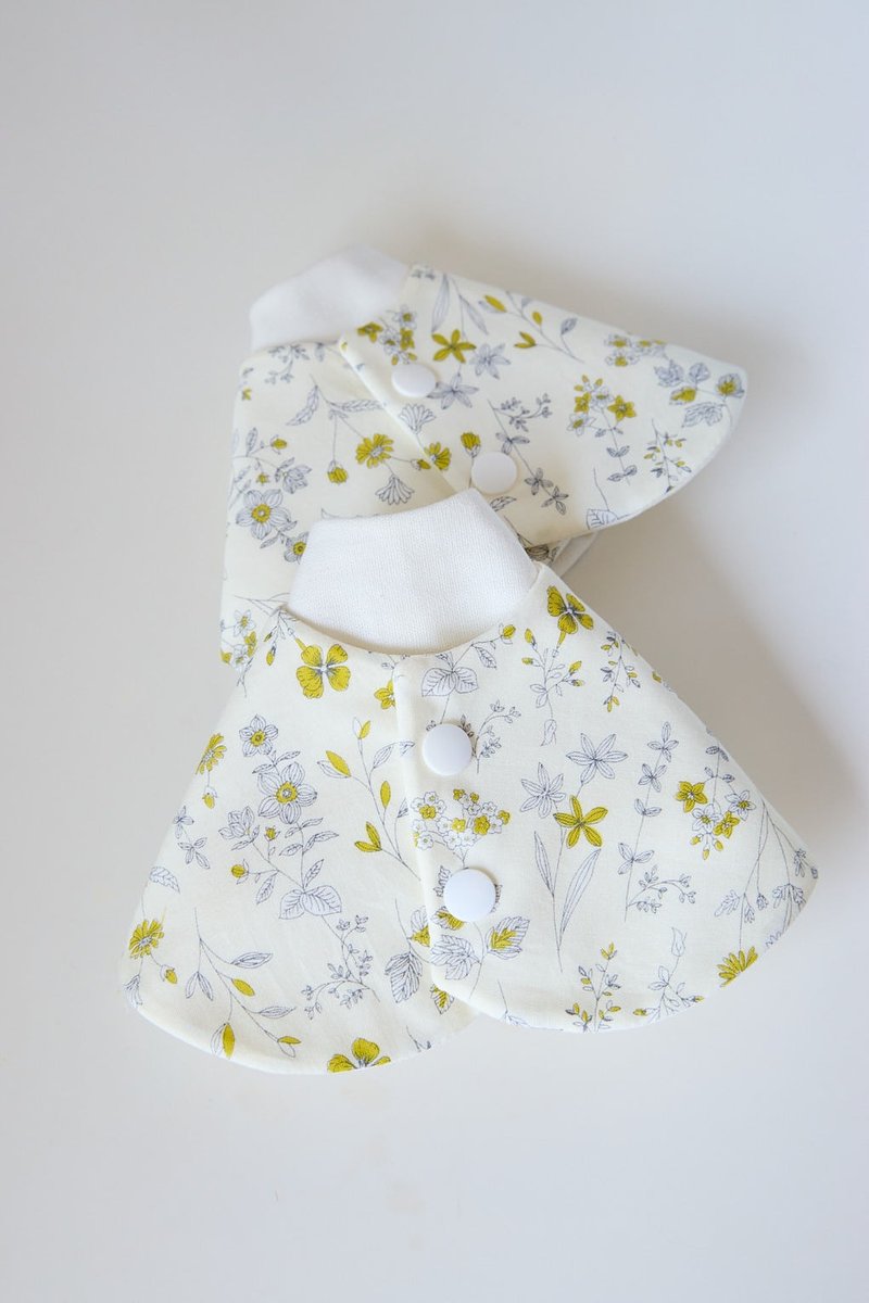 Golden Elegant Baby Bib Flower Pocket - ผ้ากันเปื้อน - ผ้าฝ้าย/ผ้าลินิน สีทอง