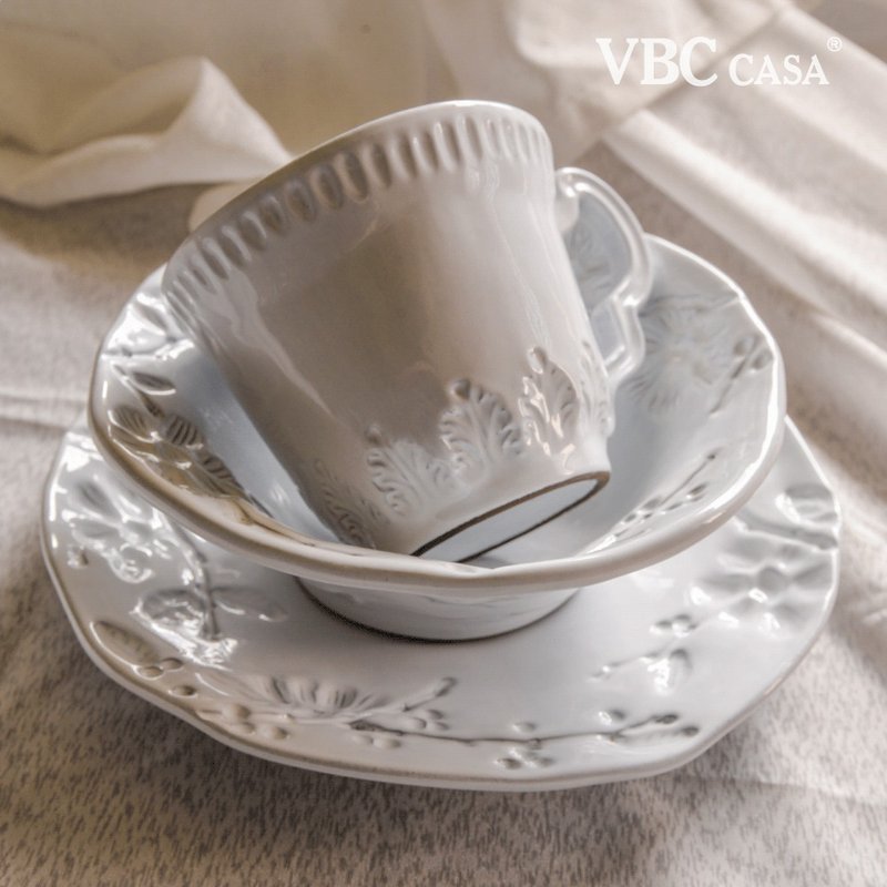 [Preferential Set] Italian VBC casa pure white flower series-single breakfast cup and plate 3-piece set - จานและถาด - ดินเผา ขาว