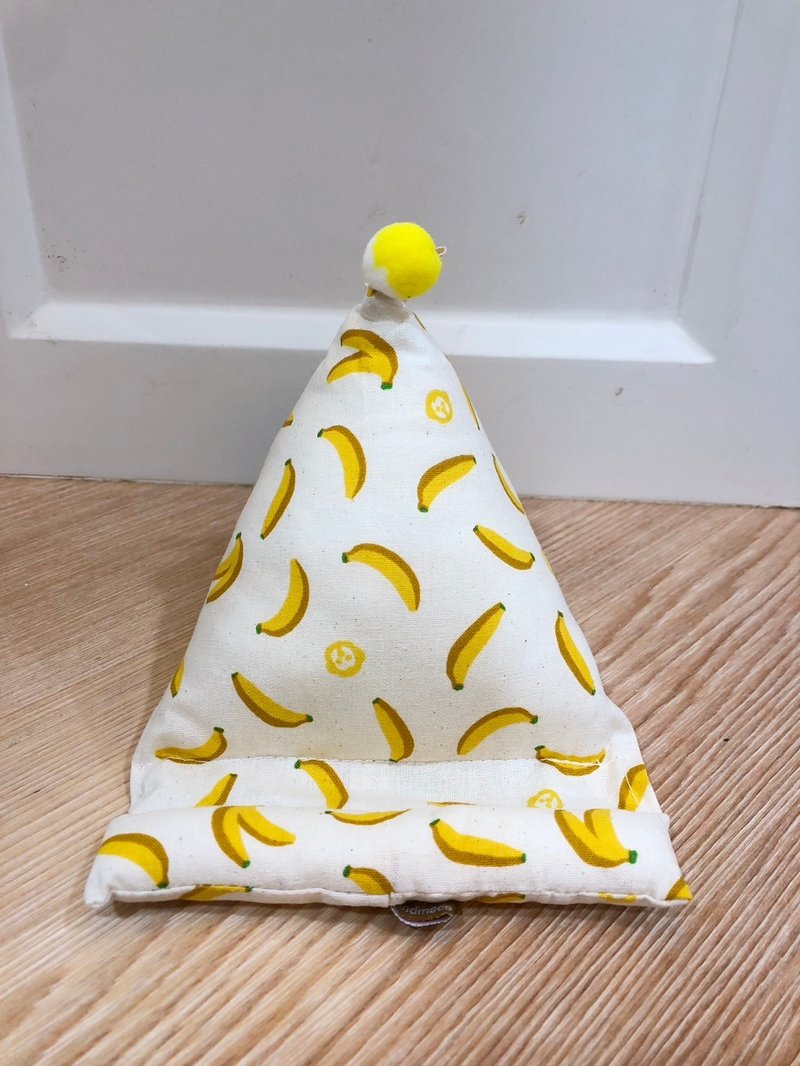 Healing mobile phone holder~triangular rice ball mobile phone holder, mobile phone pillow-full of yellow bananas - ที่ตั้งมือถือ - ผ้าฝ้าย/ผ้าลินิน สีกากี