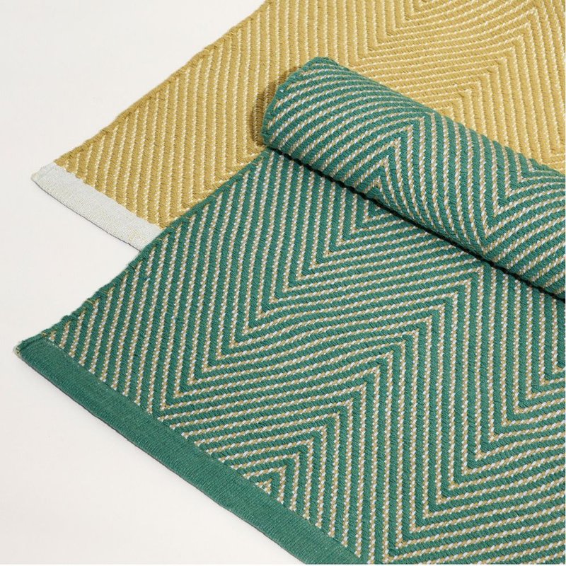 【Hübsch】-701507 Green V-textured woven carpet floor mat fabric night light - พรมปูพื้น - ไฟเบอร์อื่นๆ สีเขียว