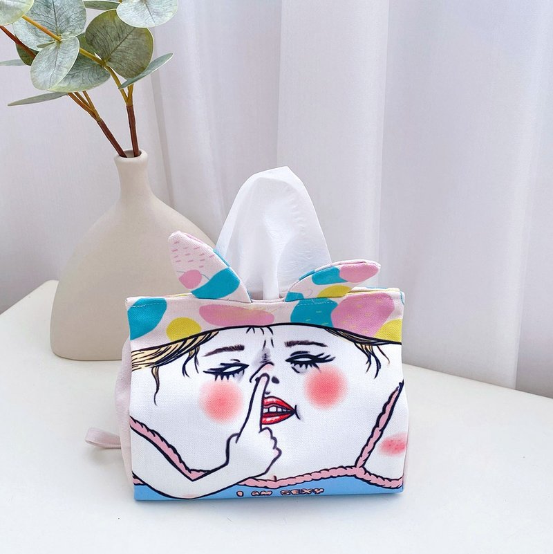 NEW Piglet Diva fabric tissue box cover - กล่องทิชชู่ - วัสดุอื่นๆ สีกากี