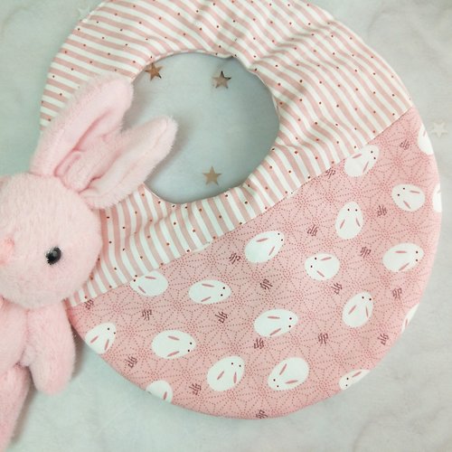 QQ rabbit 手工嬰幼兒精品 彌月禮盒 拖鞋兔兔。圍兜 (可繡名字)