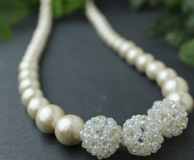 Beaded balls and Cotton Pearl Necklace/ビーズボールとコットン