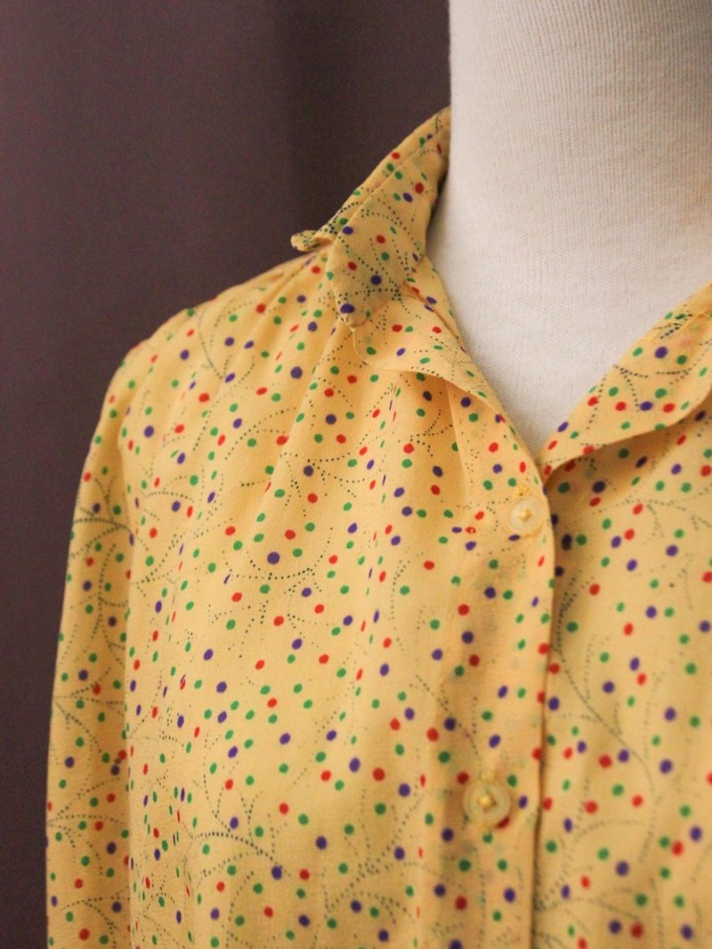Vintage European Orange Dotted Long Sleeve Vintage Shirt Vintage Blouse - เสื้อเชิ้ตผู้หญิง - เส้นใยสังเคราะห์ สีเหลือง