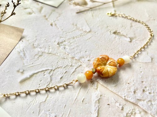 formica accessory 扶桑花造形珊瑚玉的手鍊 珊瑚玉飾品 珊瑚玉手鍊 天然石飾品