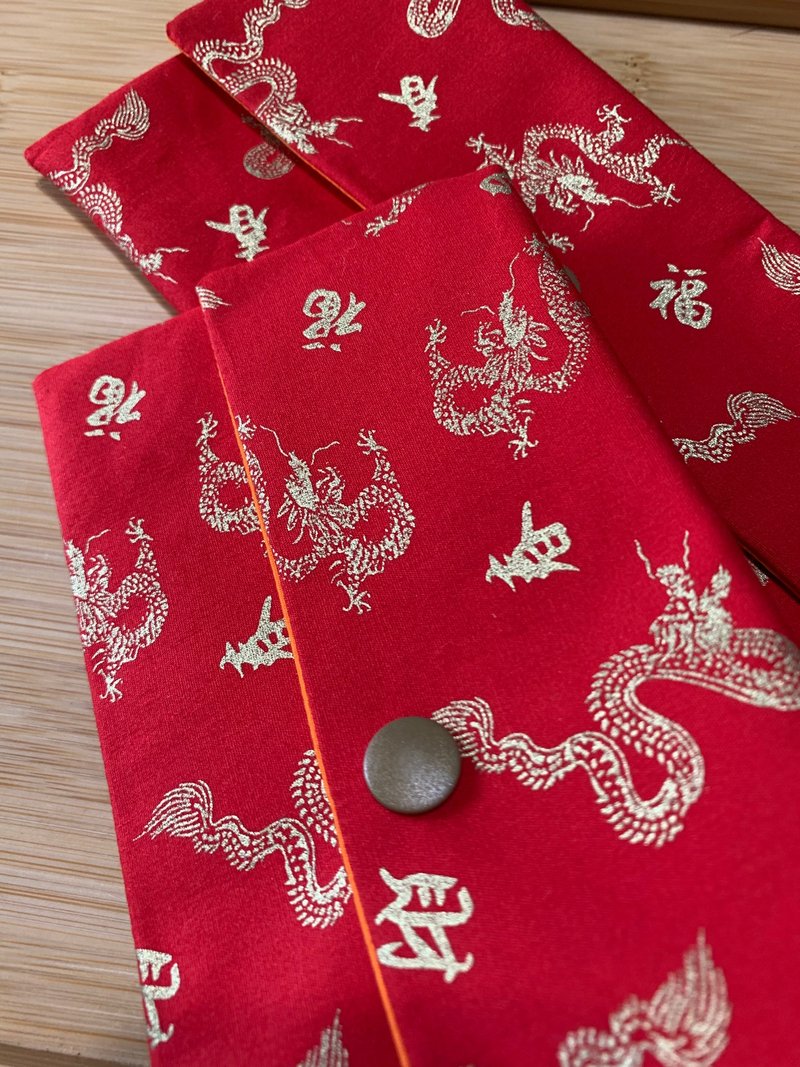 福龍獻財文青風萬用袋 吸睛紅 禮物 收納紅包 濕紙巾 衛生棉收納 - 手拿包 - 棉．麻 紅色