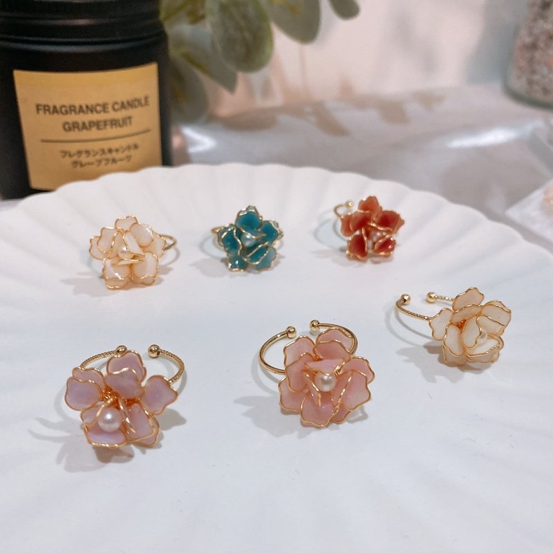 Tianyu flower ring/handmade crystal flower jewelry - แหวนทั่วไป - เรซิน 