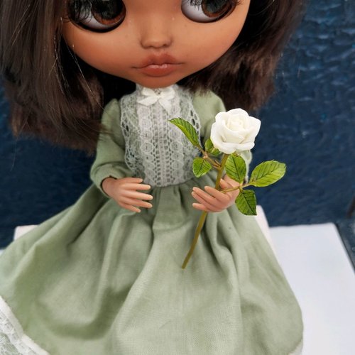 ドールハウス　ミニチュア　お花屋さん　シャビーシック　ホワイト　ぴんく　ローズ ドールハウス ミニチュア 手作りキット セット花屋さん 1/24