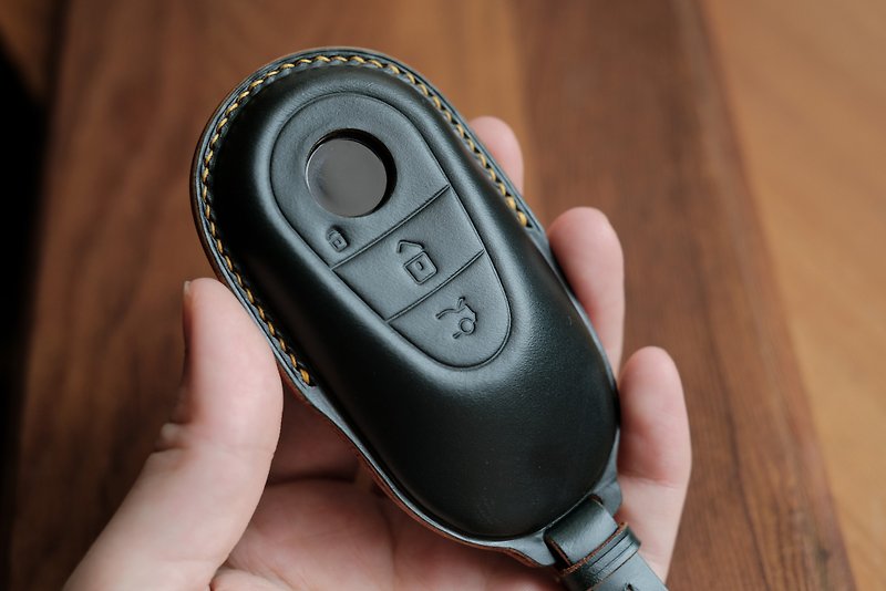 [Yuji] Benz Key Leather Case Benz W205 C300 C200 GLA250 AMG Majiang Leather - ที่ห้อยกุญแจ - หนังแท้ 