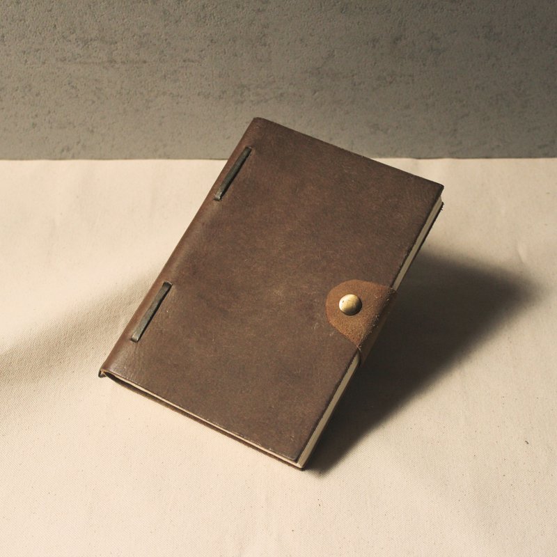 【城市說夢人 】  皮革筆記本 手工書 ∣綠色款∣ 磨砂皮四合釦 - 筆記本/手帳 - 真皮 