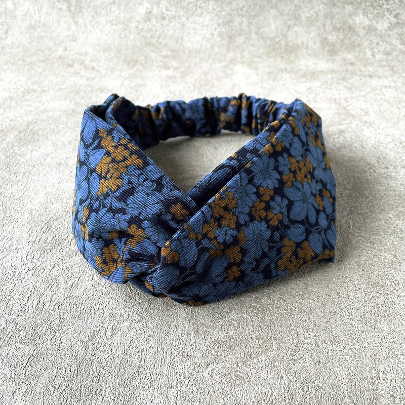 Corduroy flower print blue crossturban - Hair Accessories - Cotton & Hemp Blue