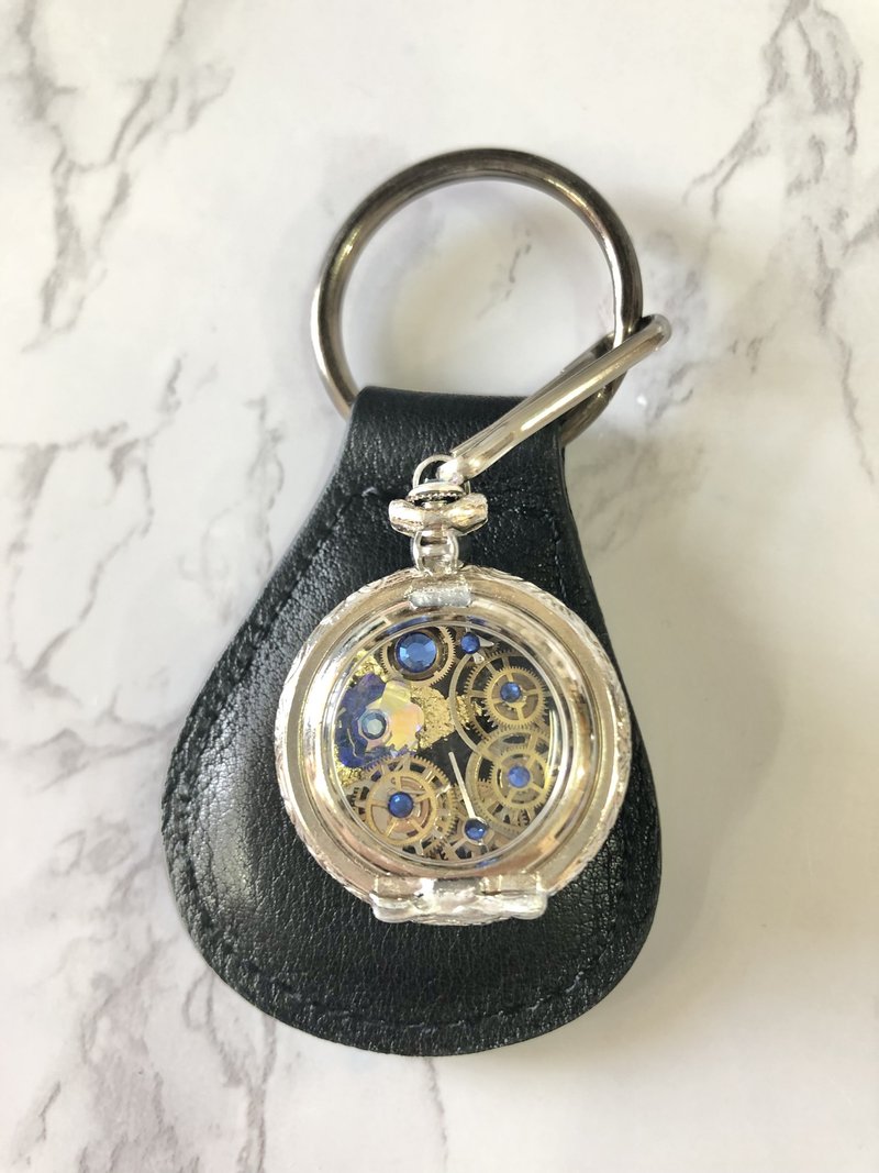 Steampunk Style Watch Movement Parts with Swarovski Crystal Keychain - ที่ห้อยกุญแจ - โลหะ สีน้ำเงิน