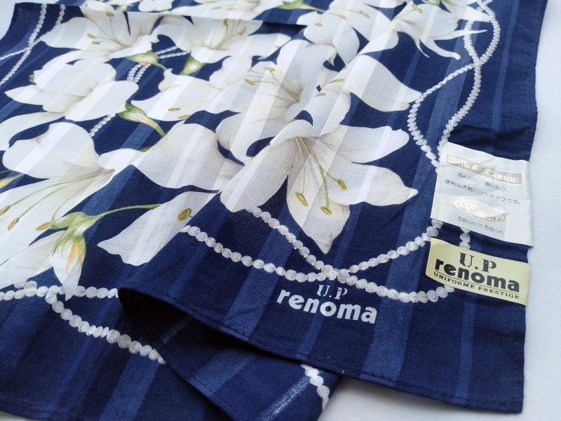 U.P renoma Vintage Handkerchief Women Handkerchief Lily 23 x 22.5 inches - 絲巾 - 棉．麻 藍色
