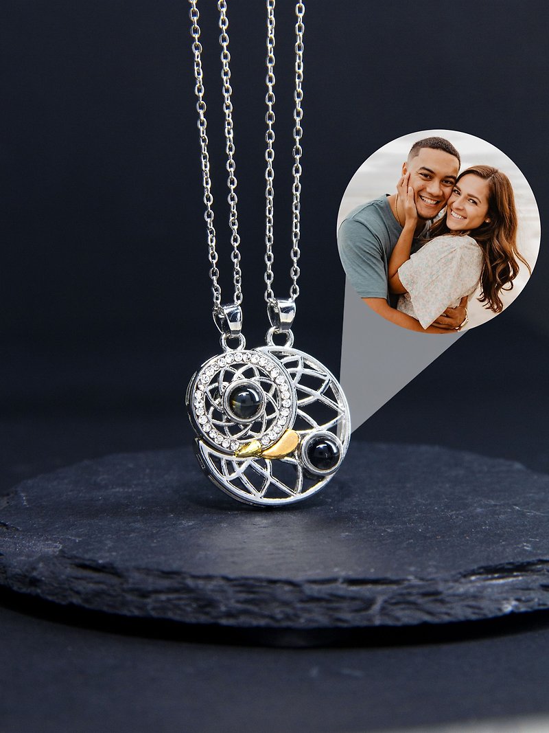 Sun And Moon Photo Projection Necklace - Necklaces - Stainless Steel Multicolor