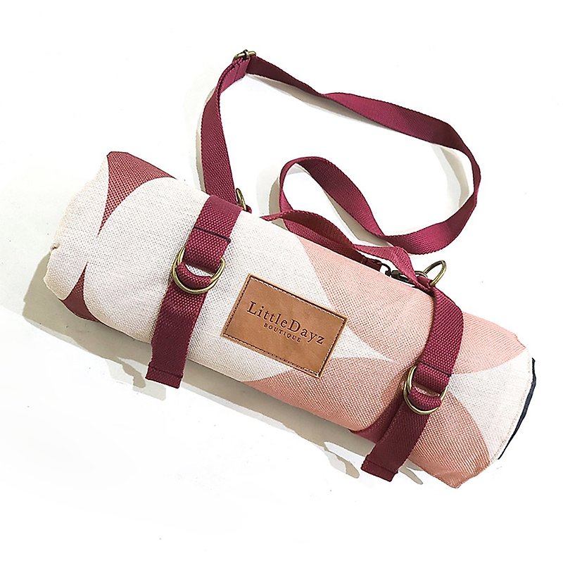 LittleDayz Boutique / Sakura Canvas Floor Mat / 145*195cm For 4-6 People - Camping Gear & Picnic Sets - Waterproof Material Pink