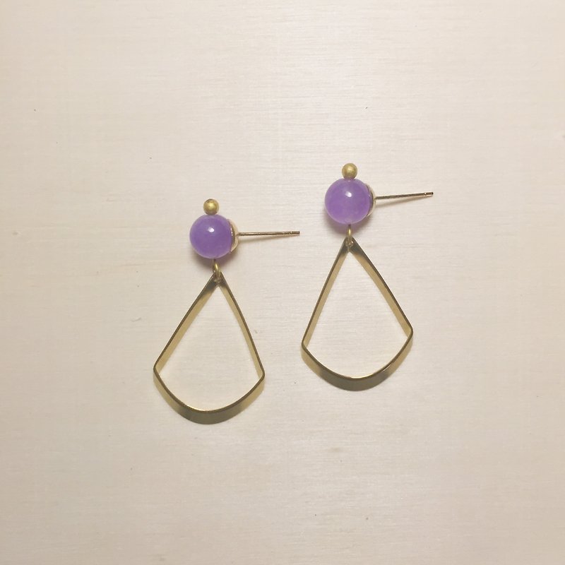 Lavender purple jade three-dimensional fan-shaped earrings - ต่างหู - หยก สีม่วง