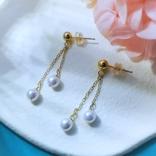 Bella Gems & Crystal 淡水珍珠氣質款耳環