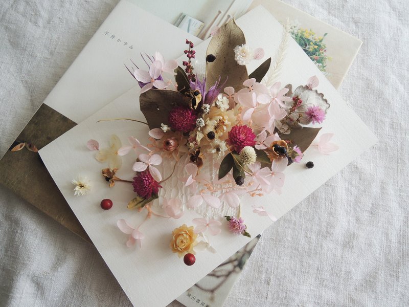 Micro-sweet ‧ lap hand classic series exclusive custom dry flowers do not wipe flower card hand card dry flower fruit large card million card wedding card signature card card card Valentine's Day card card birthday card card - การ์ด/โปสการ์ด - กระดาษ สึชมพู