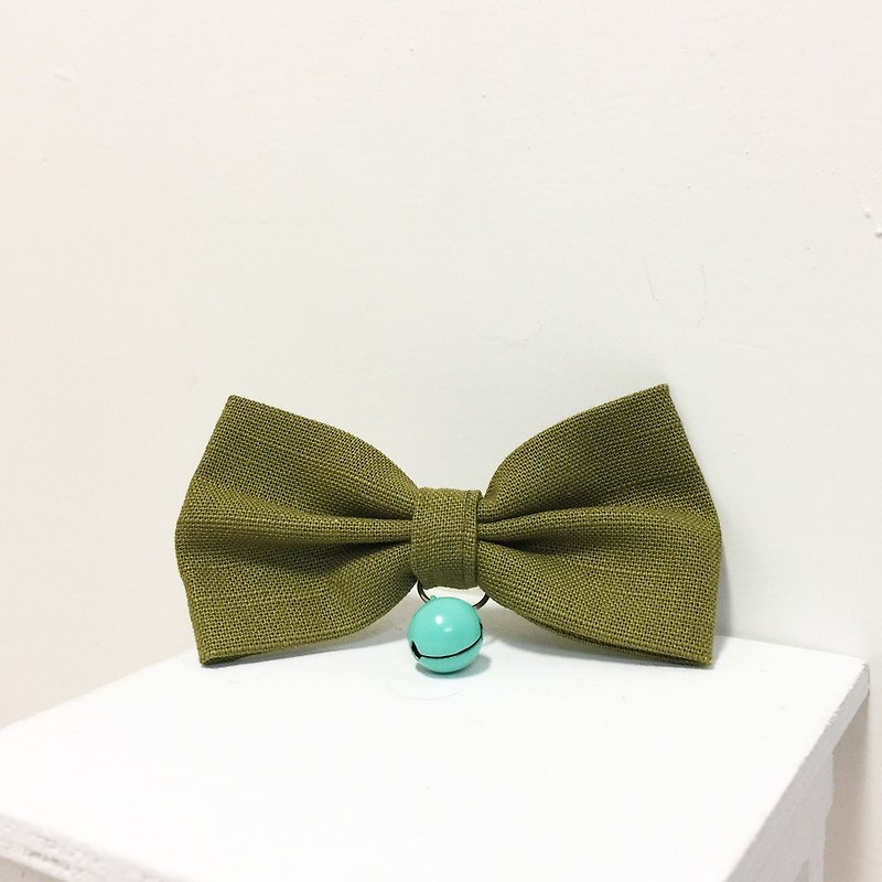 Olive green bow pet decorative collar cat small dog mini dog - ปลอกคอ - ผ้าฝ้าย/ผ้าลินิน สีเขียว