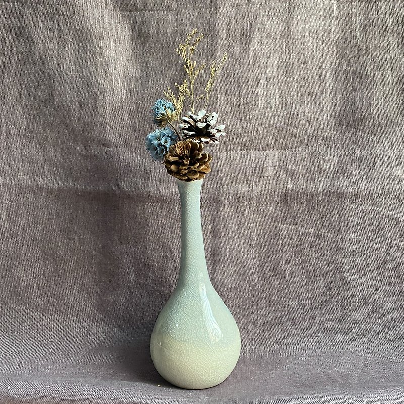 x冰雪精靈x 17cm手工瓷器花瓶 花器 細口花瓶 聖誕禮物 - 花瓶/花器 - 瓷 藍色