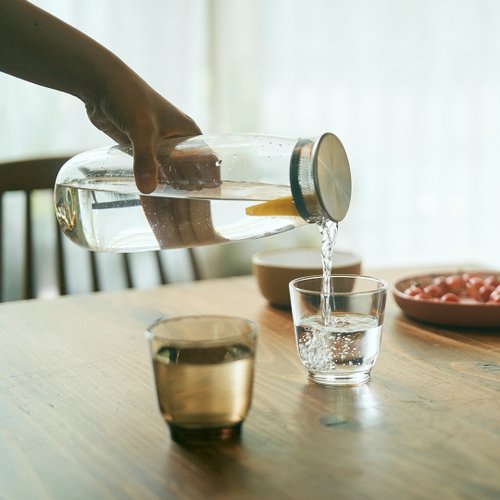 The UNITEA Glass Pitcher or Jug by Kinto Japan