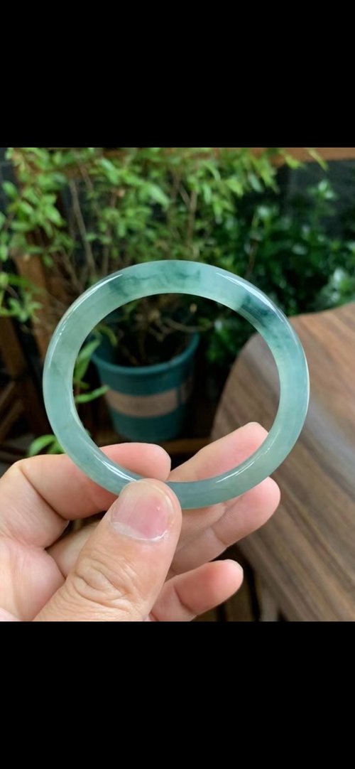Good Morning Studio 冰種翡翠天然翡翠玉鐲 A玉手鐲 玉鈪 • 冰種油青飄花翡翠圓鐲