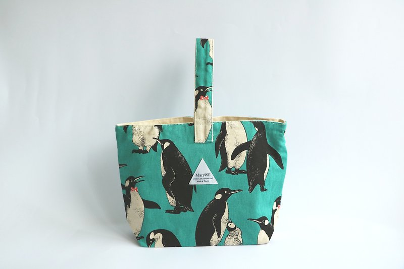 Mary Wil Stylish Handbag - Green Penguin - กระเป๋าถือ - ผ้าฝ้าย/ผ้าลินิน หลากหลายสี