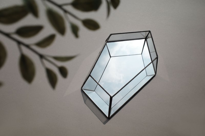 Five-sided Stone-M / hanging mirror decoration hanging LUMIROOMI glass inlay - Items for Display - Glass Transparent