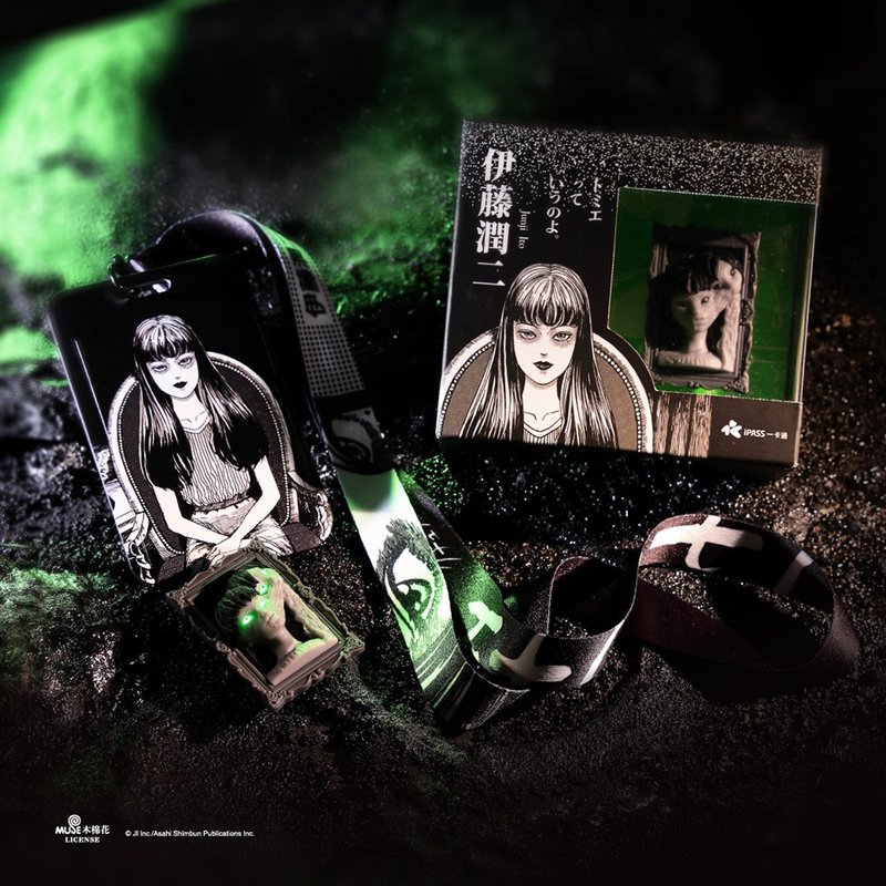 All-in-one card | Junji Ito - Tomie / LED three-dimensional version / Comes with card holder and ID belt - แกดเจ็ต - พลาสติก สีเทา