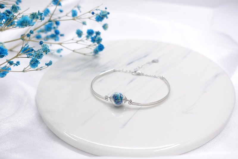 Baby breath Dried Flowers EARTH Blue Floraball 925 Sterling Sliver bracelet - สร้อยข้อมือ - เงินแท้ สีน้ำเงิน