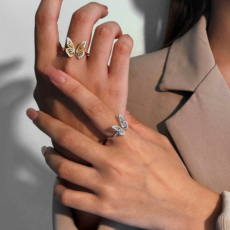 Butterfly Whisper Ring - แหวนทั่วไป - เงินแท้ สีเงิน