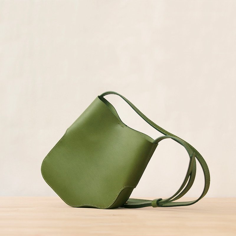 Hill arc  shoulder bag S size - Messenger Bags & Sling Bags - Genuine Leather Multicolor