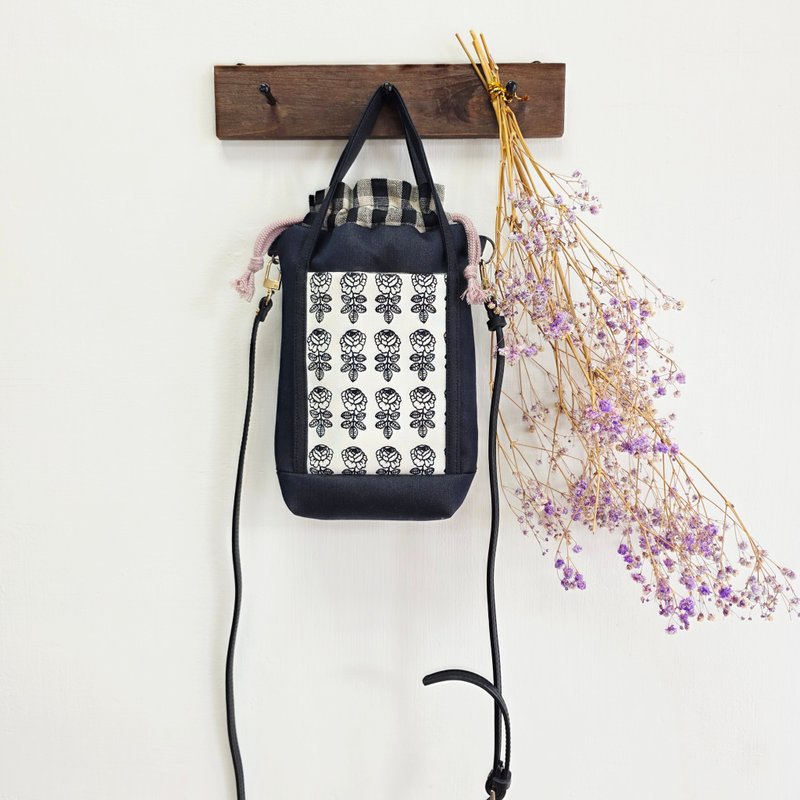 婚禮玫瑰布束口手提斜挎手機包×真皮背帶×多層收納 - 側背包/斜背包 - 棉．麻 黑色