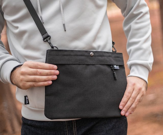 Lightweight Multipurpose Crossbody Bag - Shop dodo Functional Outerwear Messenger  Bags & Sling Bags - Pinkoi