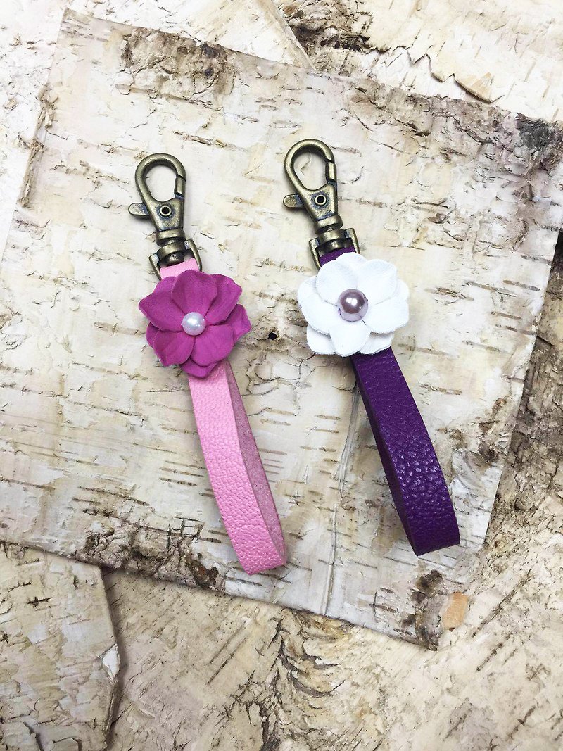 Mother's Day Limited Offer // H brand name factory goat leather belt x pearl small flower key chain - ที่ห้อยกุญแจ - หนังแท้ 
