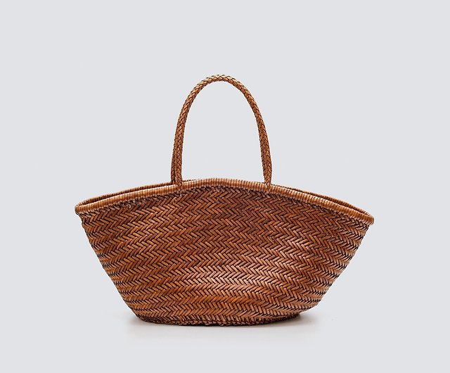 Dragon Diffusion】MARKET DIAGONAL Leather Woven Bag / L / TAN - Shop Gather  Handbags & Totes - Pinkoi