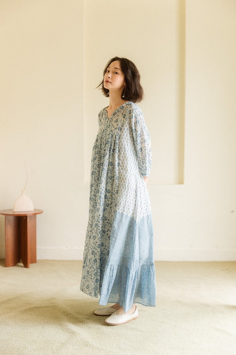 【KALAKAR】Blue stitched flower three-quarter sleeve long dress (with inner wear) - One Piece Dresses - Cotton & Hemp Blue