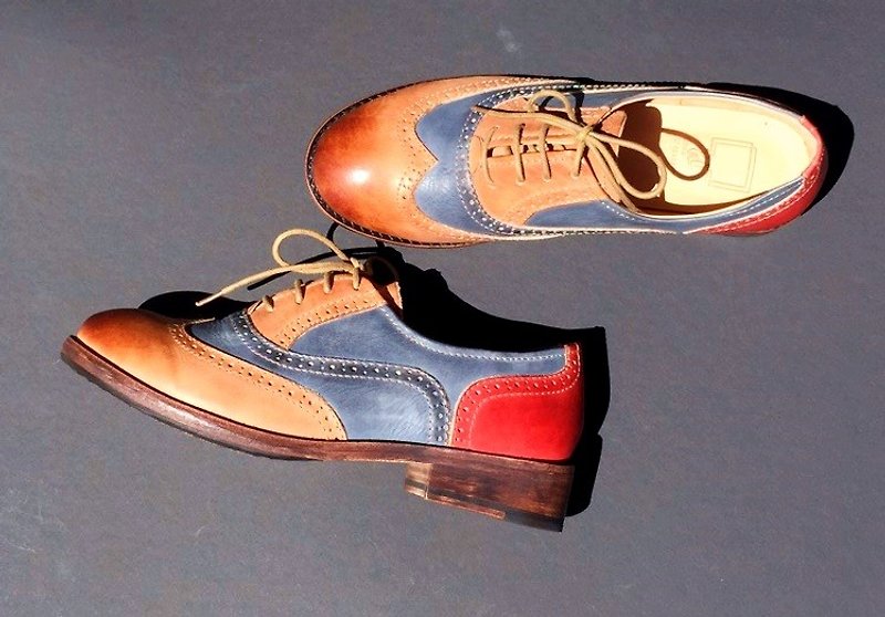 Painting # 8007 // classic leather low heel shoes boyfriend narrowed // - Women's Oxford Shoes - Genuine Leather Blue