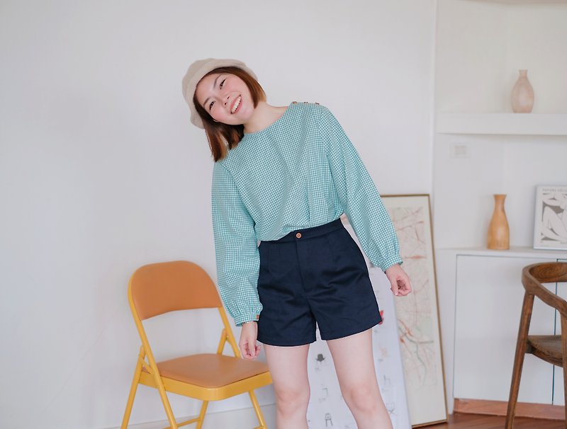 Miharu Blouse : Tiffany - เสื้อผู้หญิง - ผ้าฝ้าย/ผ้าลินิน สีเขียว