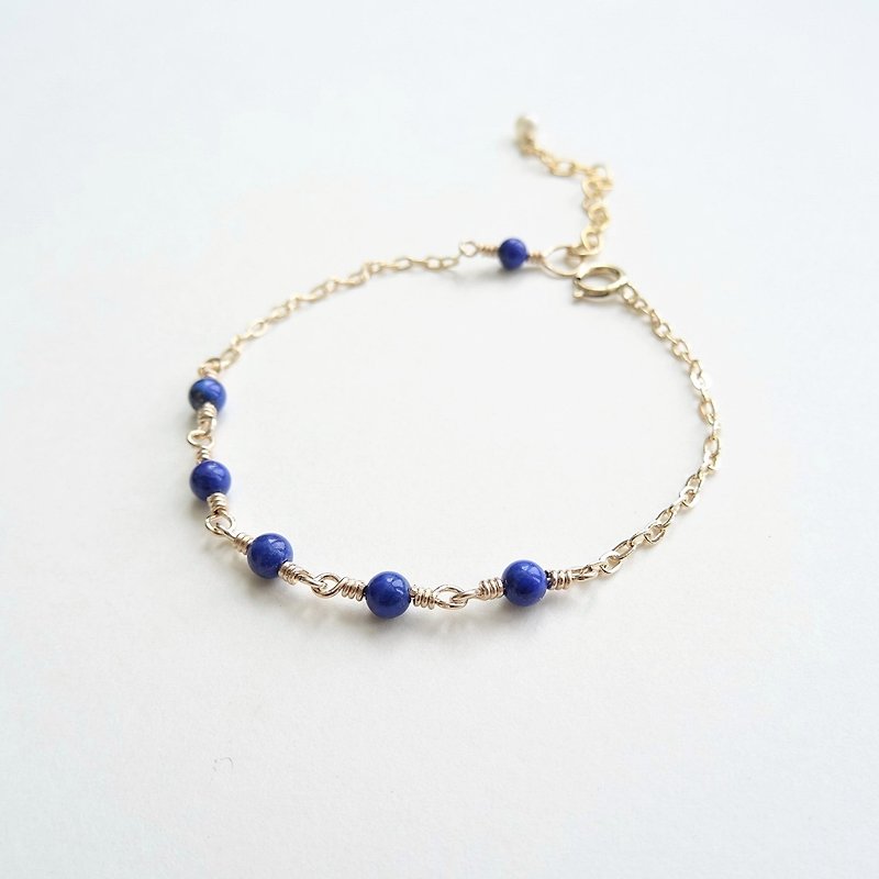 Lapis Lazuli Dainty 14K GF Adjustable Bracelet - สร้อยข้อมือ - เครื่องประดับพลอย สีน้ำเงิน
